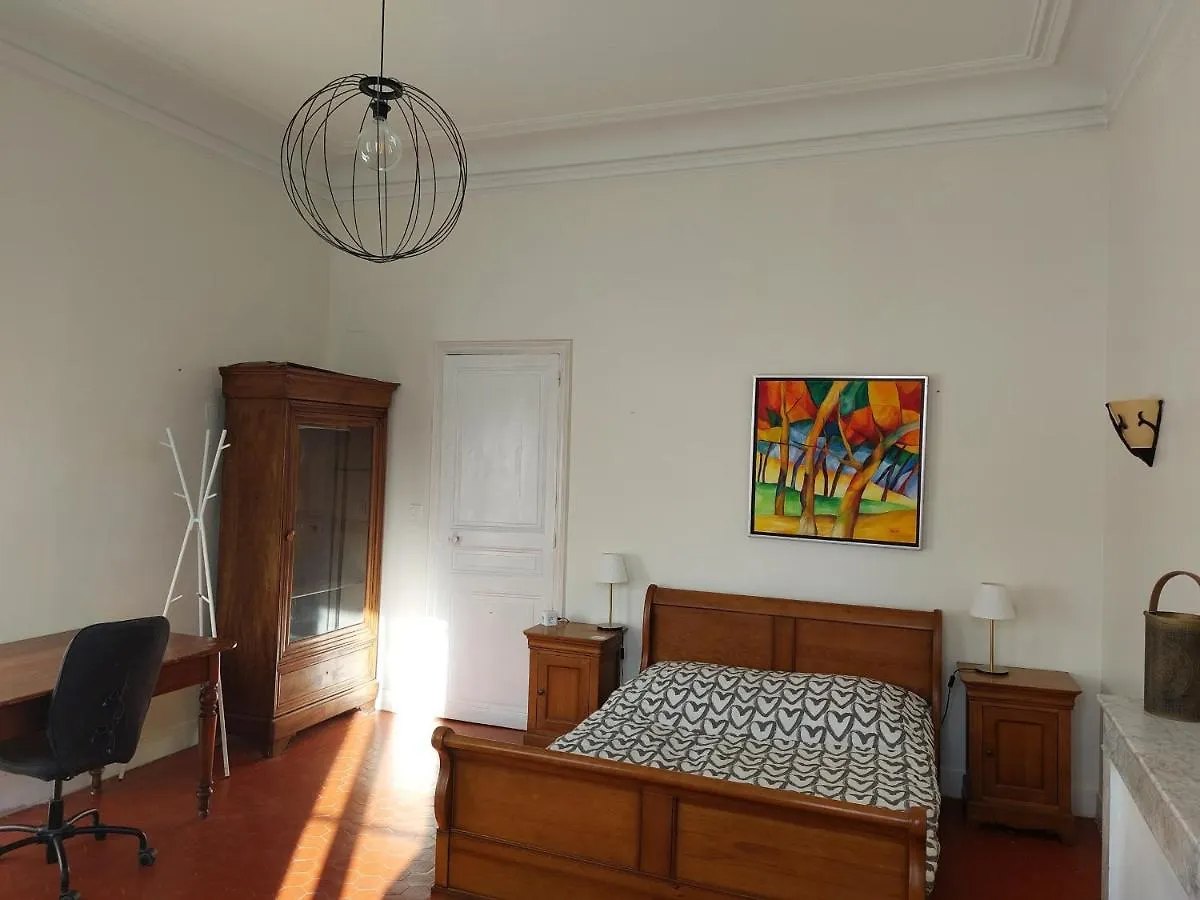 La Maison De Dannie Gardanne Aparthotel